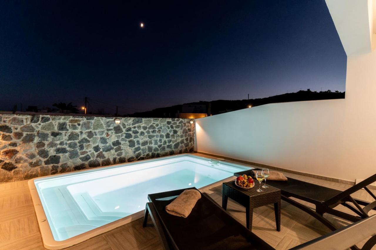 Santorossa Luxury Villas Emporio  Exterior foto